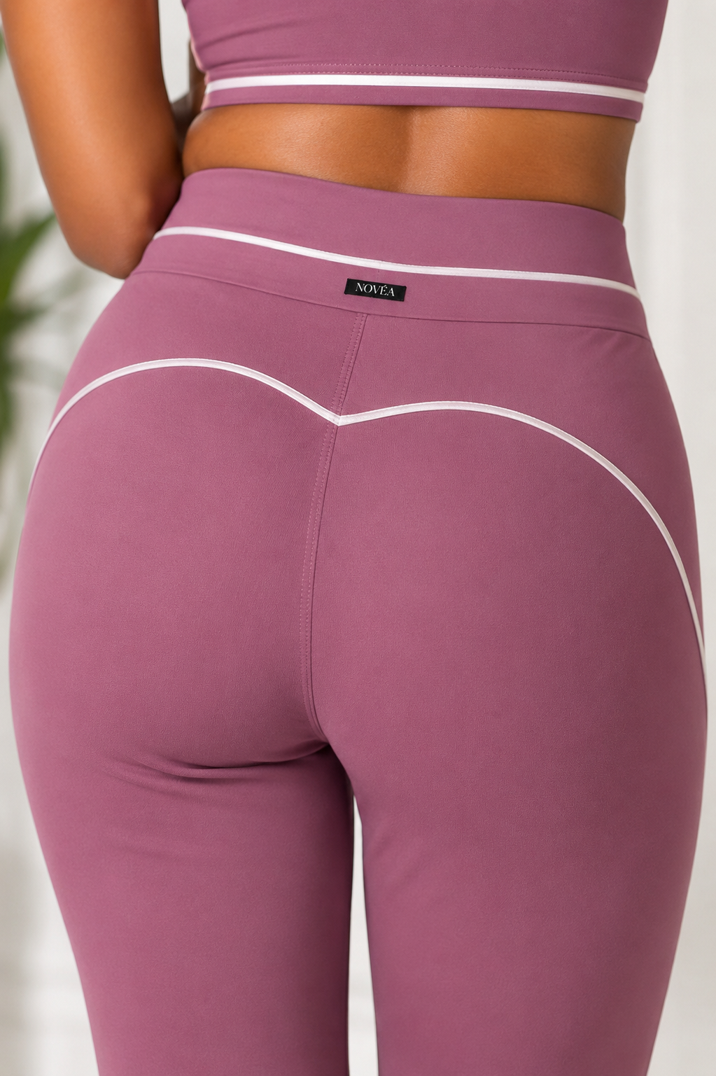 NOVÈA Flared Yoga Pants