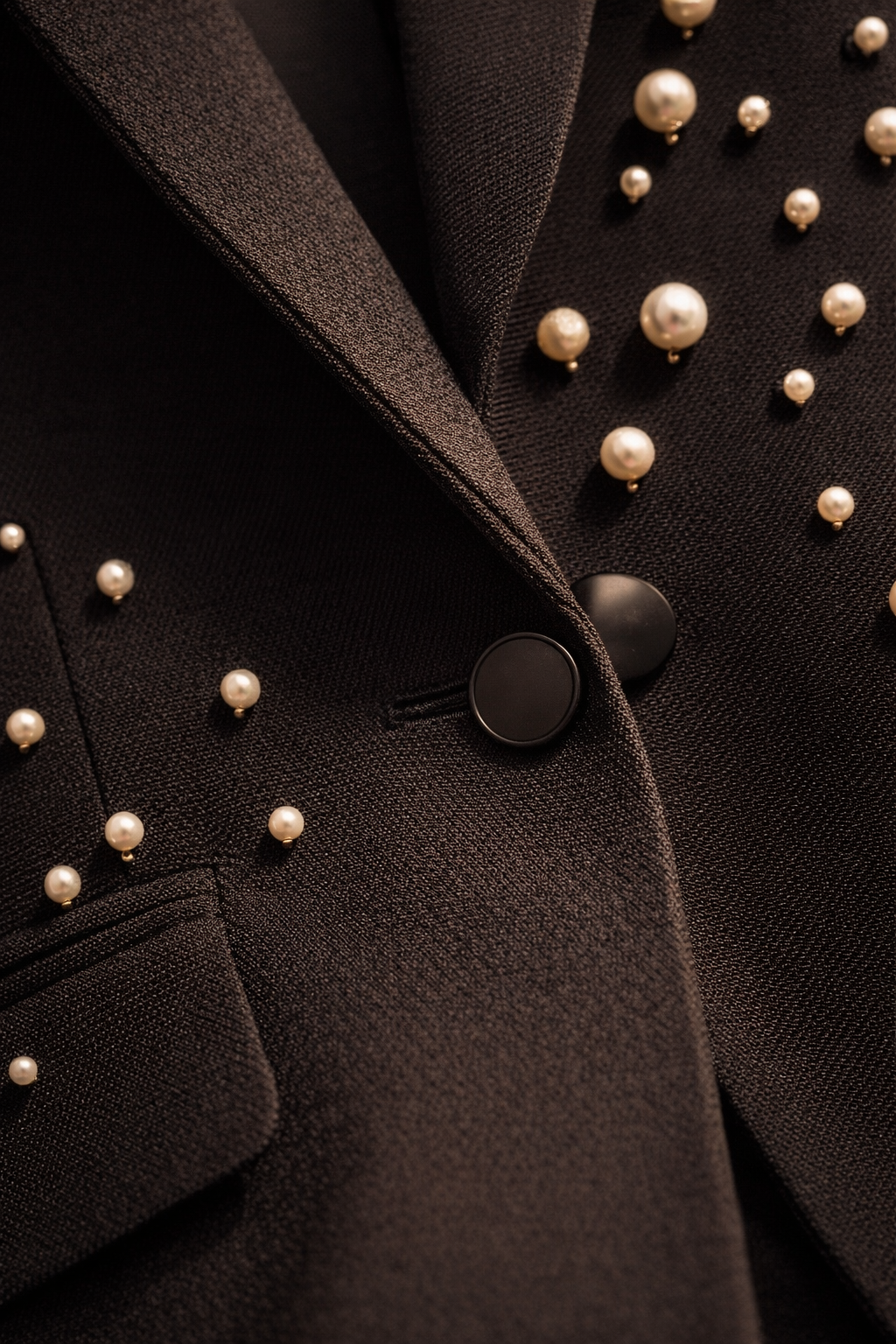 The Monroe Pearl Blazer