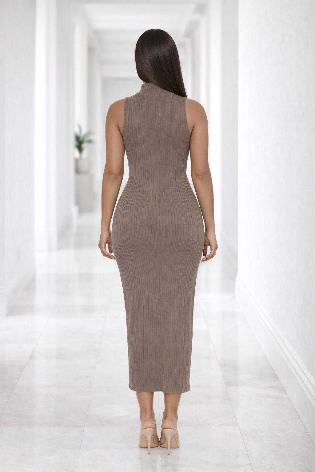 The Noire Muse Midi